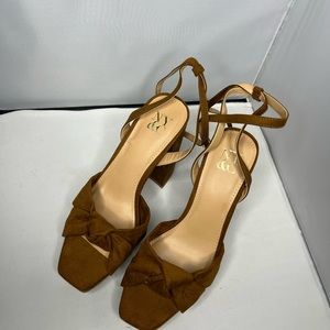 NewYork & Company Marcelina Heel in Cognac